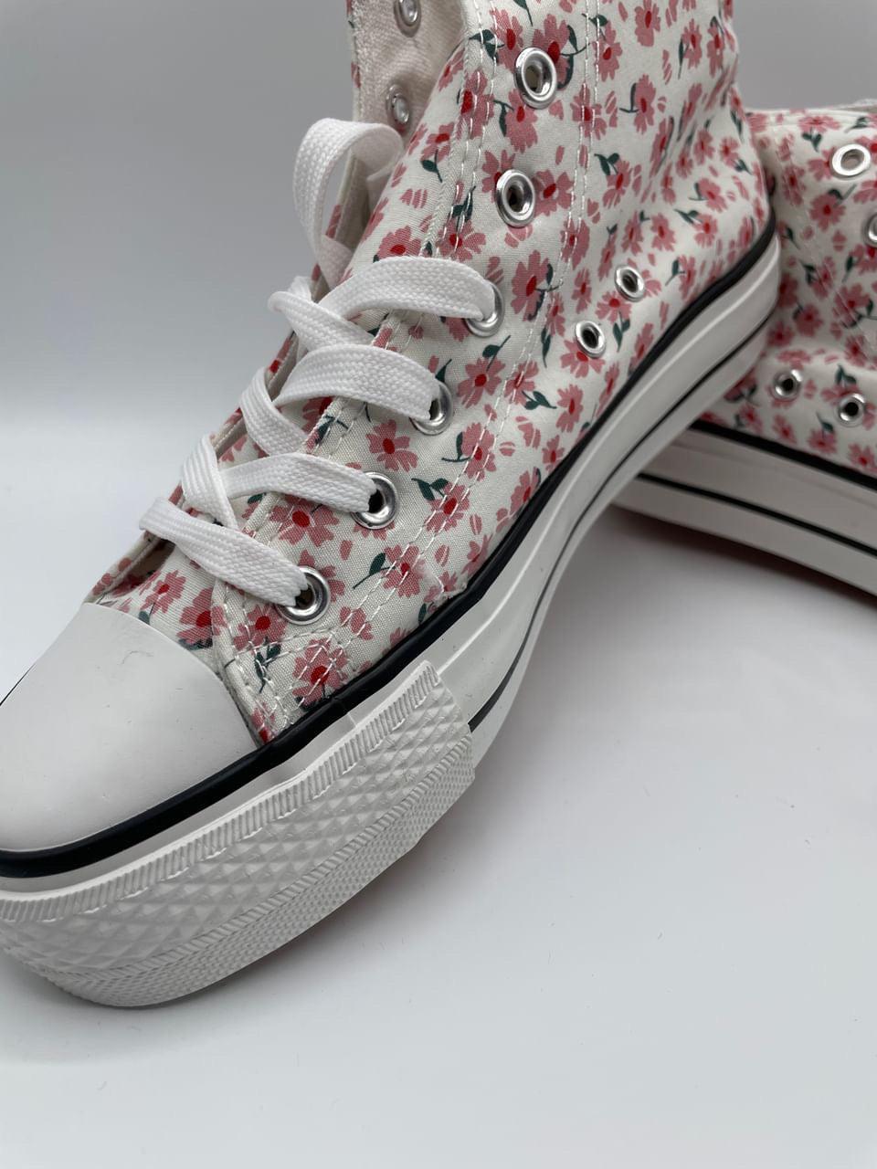 Baskets hautes motifs liberty fleurs roses en tissu type converse - Le Petit Placard