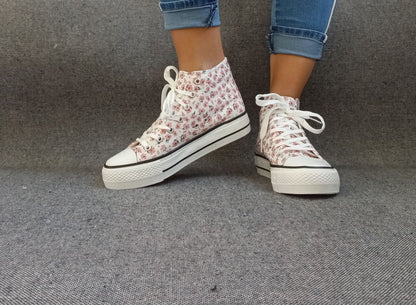 Baskets hautes motifs liberty fleurs roses en tissu type converse - Le Petit Placard