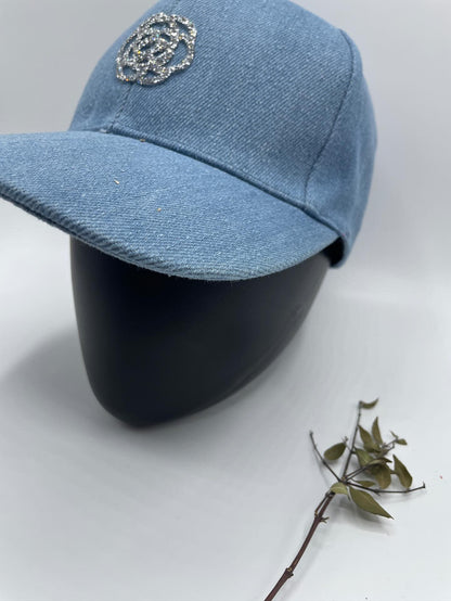 Casquette en coton jean bleu avec logo en strass - Le Petit Placard