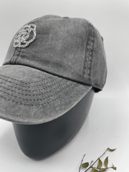 Casquette en coton jean gris avec logo en strass - Le Petit Placard