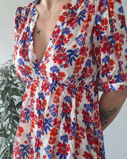 Robe mi-longue col V femme – Fluide, légère & féminine | Escandelle
