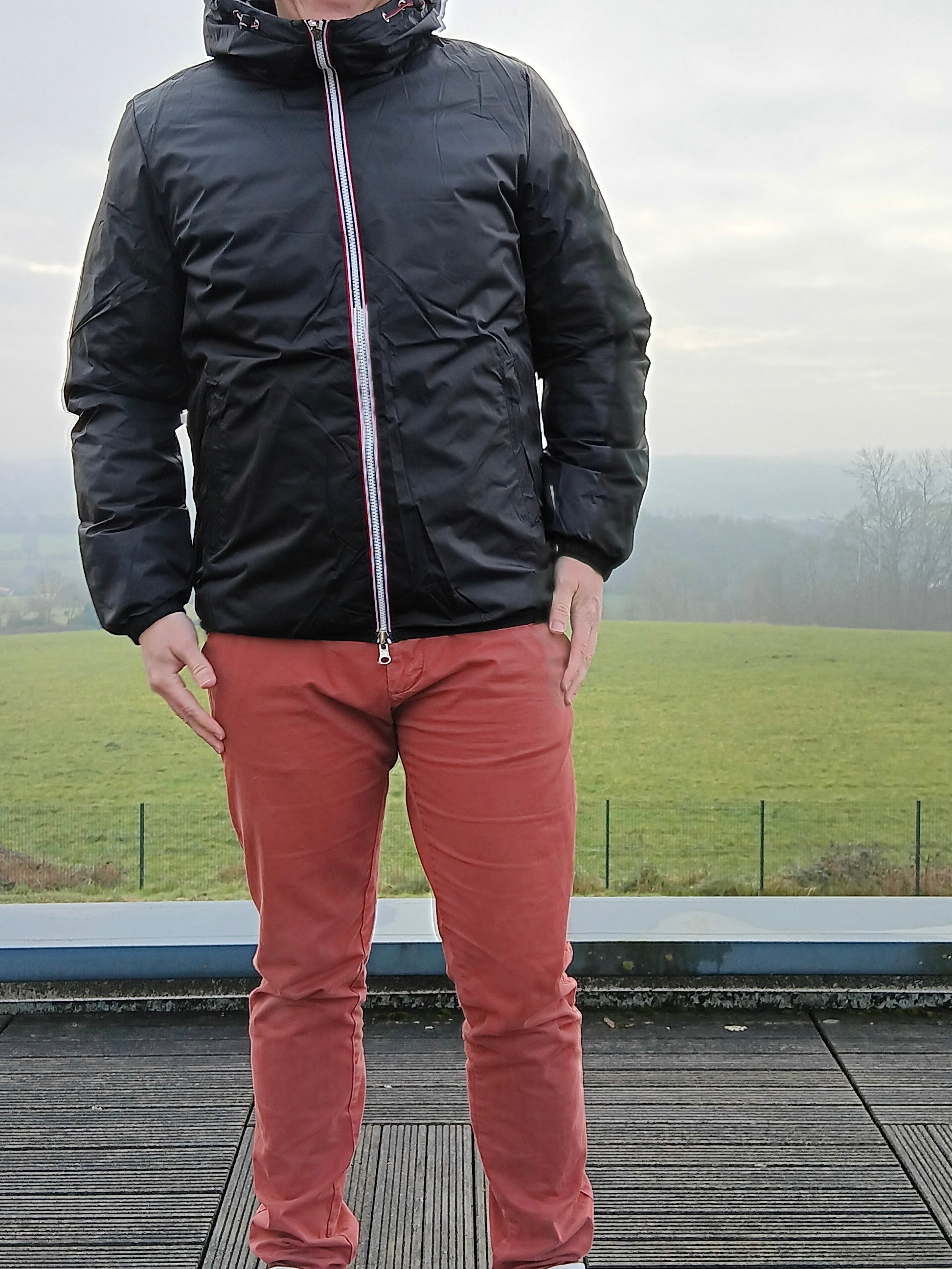 Laura Jo - Doudoune HOMME courte imperméable et réversible matelassé noir Laura Jo