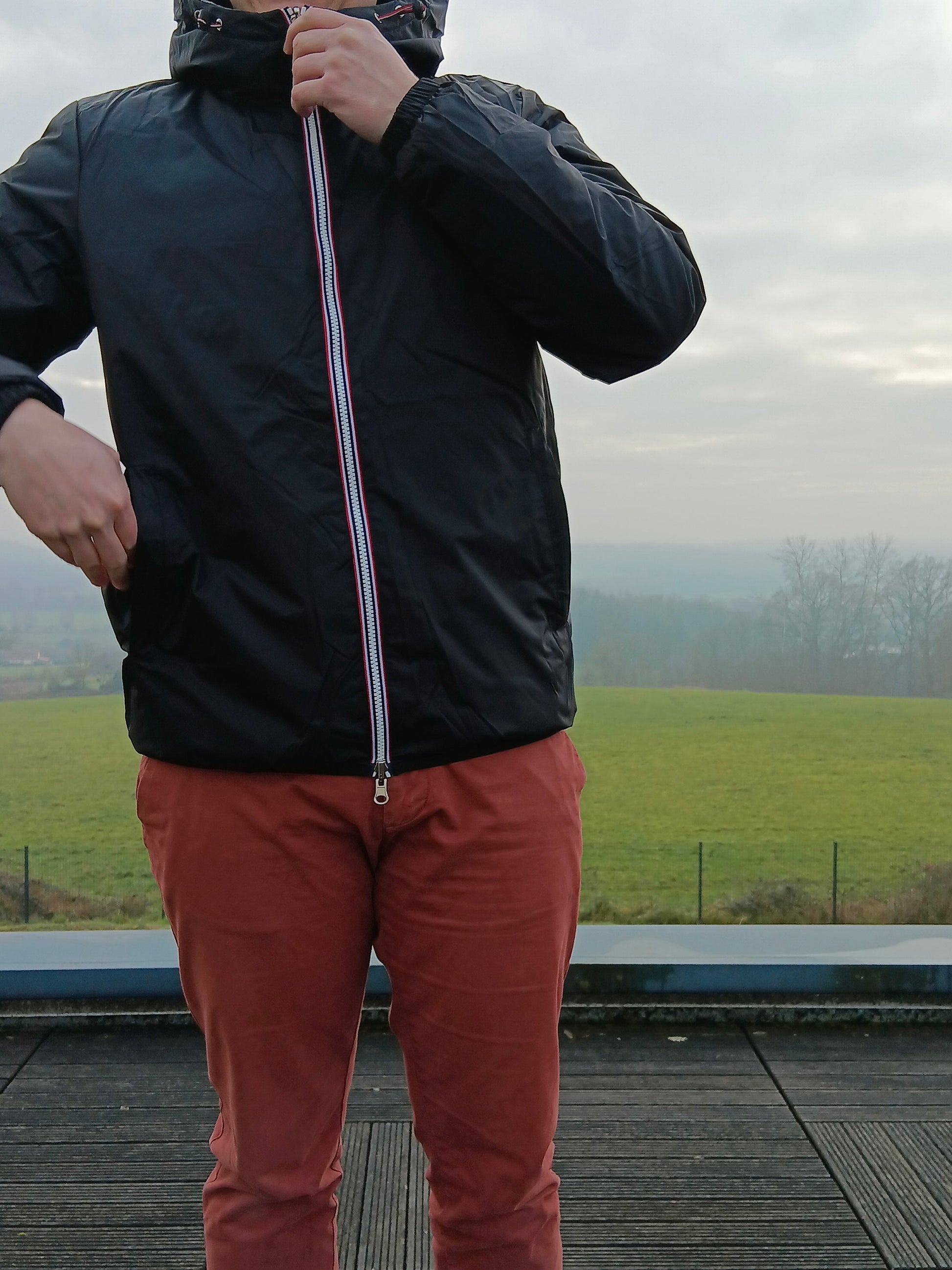 Laura Jo - Doudoune HOMME courte imperméable et réversible matelassé noir Laura Jo