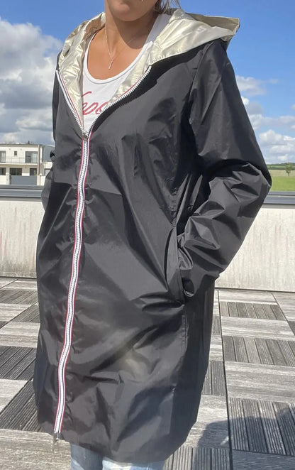 Imperméable réversible long noir et doré avec capuche, manteau Laura Jo, style élégant et pratique, sans garnissage ouate.