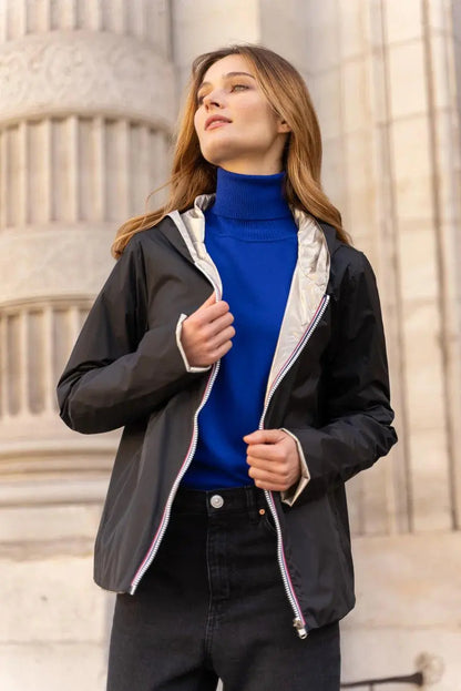 Manteau réversible Laura Jo court sans ouate, noir et doré, parfait pour la mi-saison, imperméable léger et élégant.