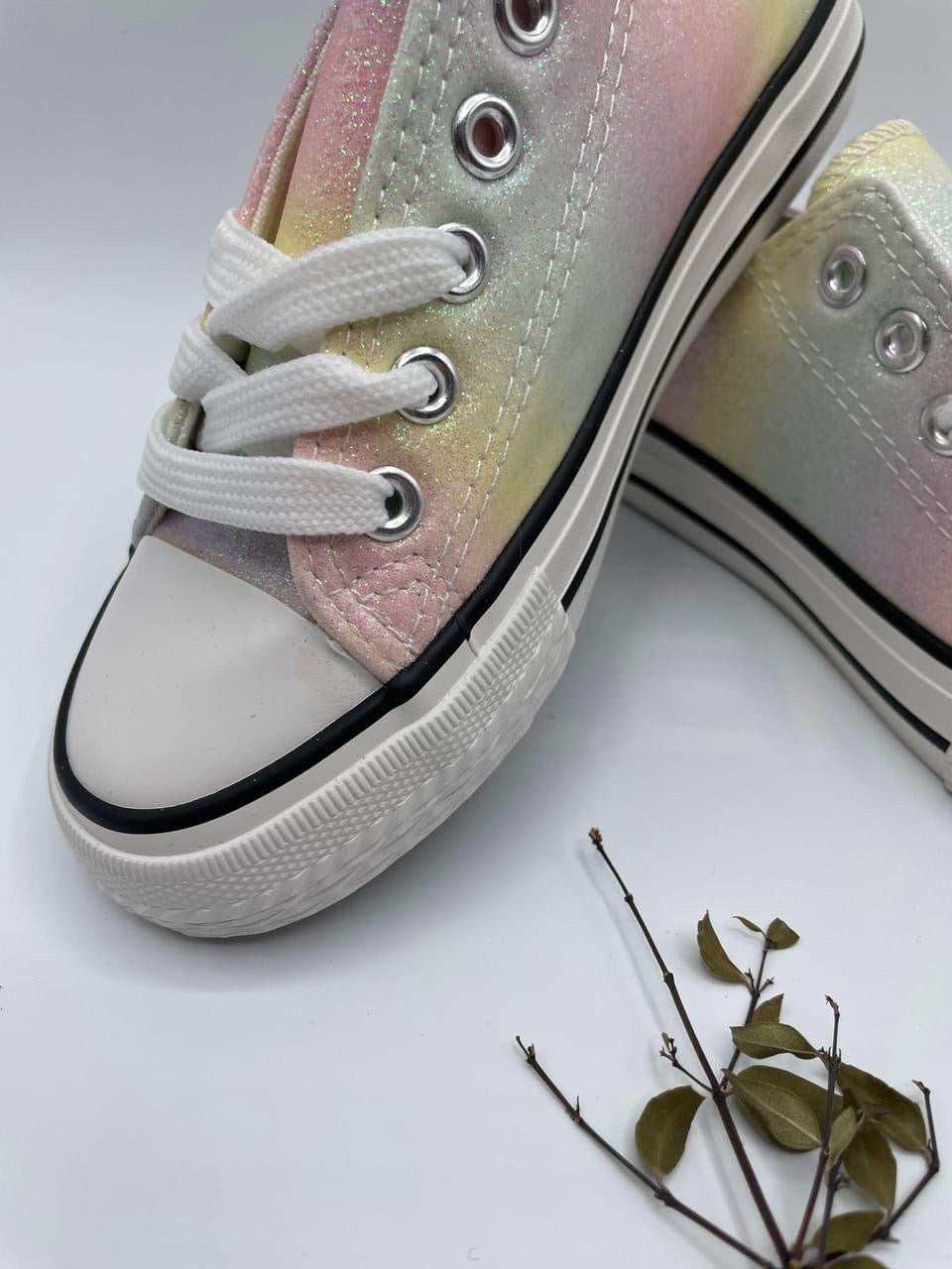 Chaussures baskets en toile pastel multicolores - Enfant Le Petit Placard