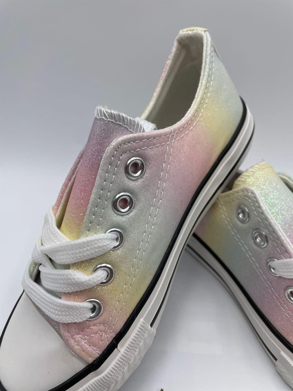 Chaussures baskets en toile pastel multicolores - Enfant Le Petit Placard