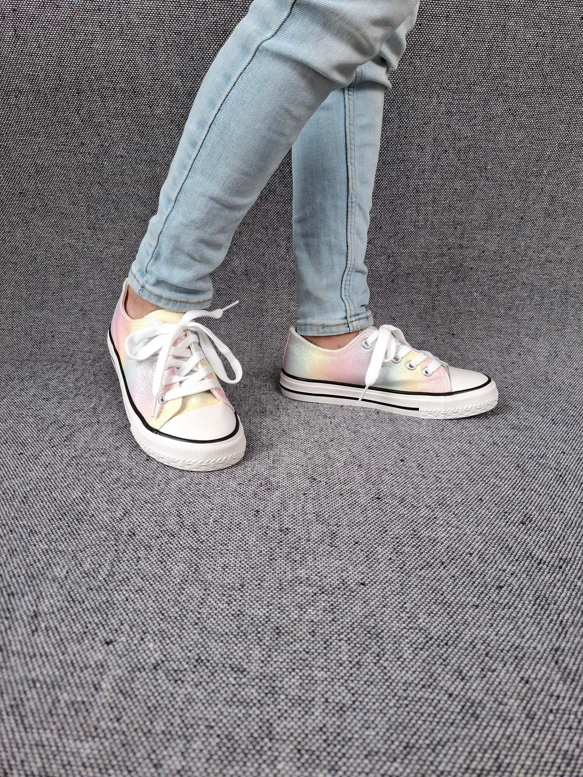 Chaussures baskets en toile pastel multicolores - Enfant Le Petit Placard