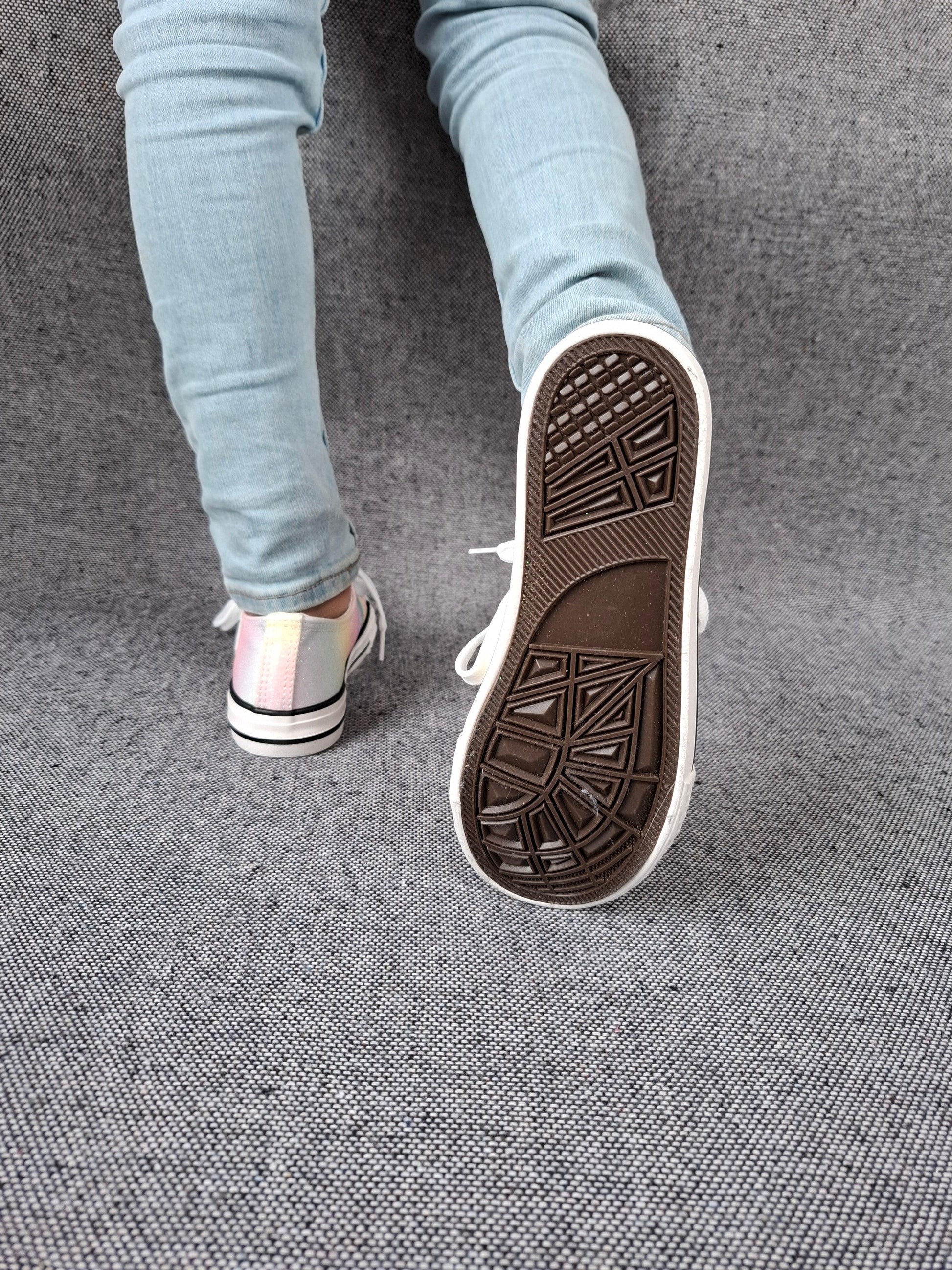 Chaussures baskets en toile pastel multicolores - Enfant Le Petit Placard