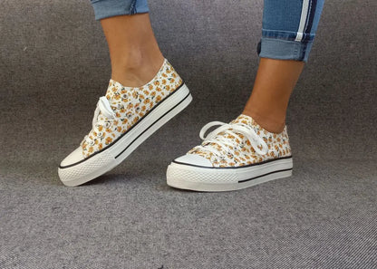Baskets basses motifs liberty fleurs jaunes en tissu type converse - Le Petit Placard