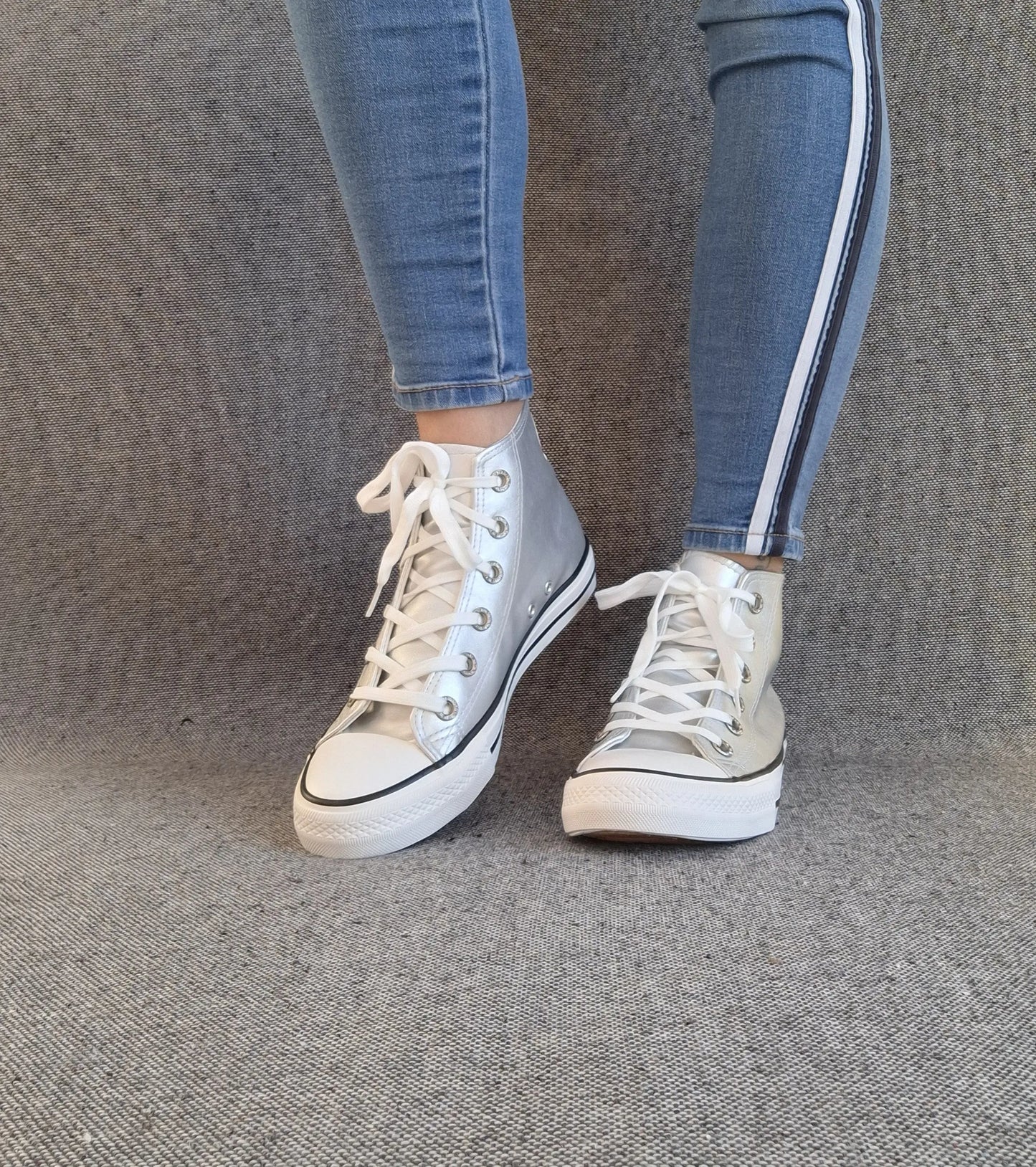 Baskets Hautes Argenté Blanc Femme - Montantes Style Converse Le Petit Placard