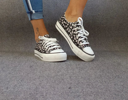 Baskets basses motifs liberty fleurs noires en tissu type converse - Le Petit Placard