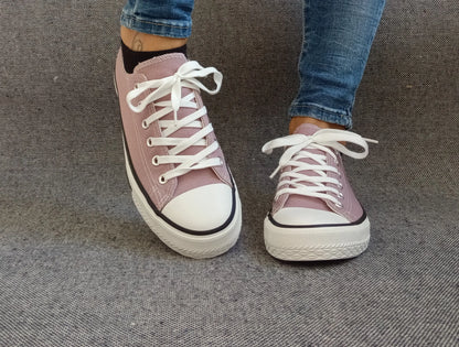 Chaussures baskets basses toile violet style converse Le Petit Placard
