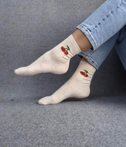 Paire de chaussettes blanches en coton à motif cerises Le Petit Placard