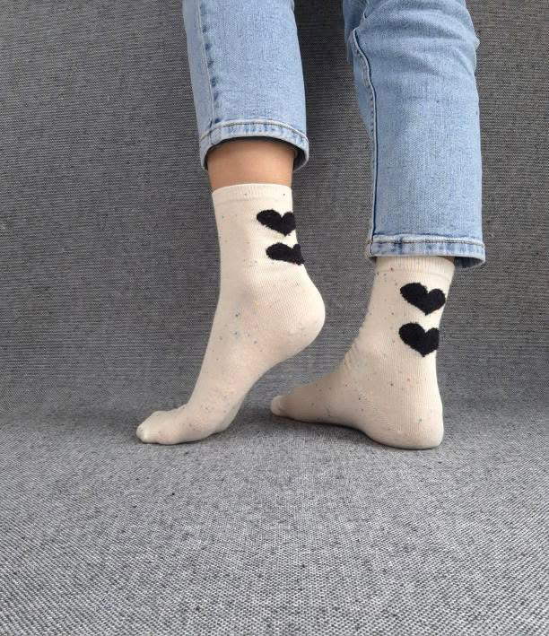Paire de chaussettes blanches en coton à motif coeurs Le Petit Placard
