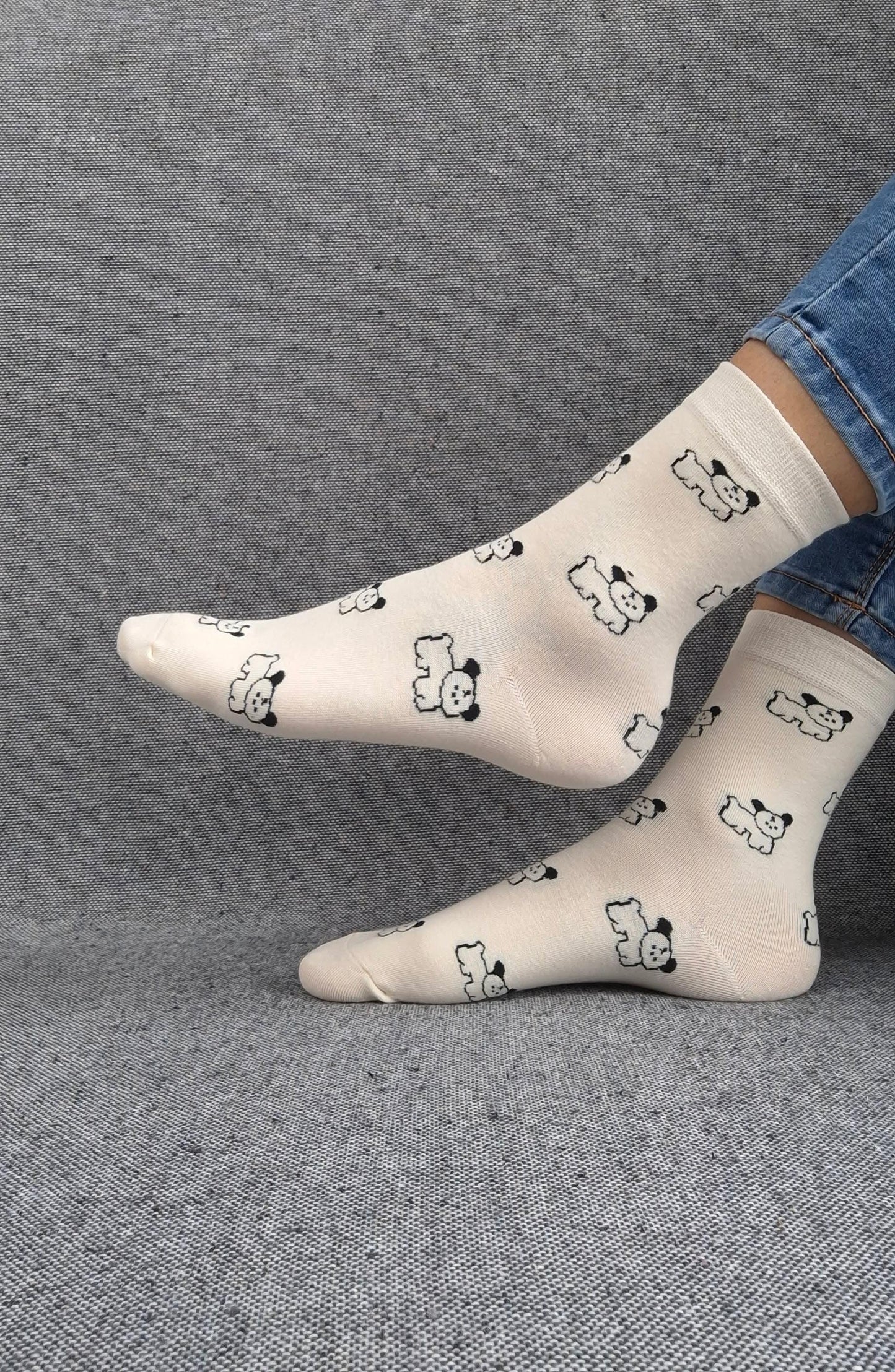 Paire de chaussettes blanches en coton à motifs chiens noirs Le Petit Placard