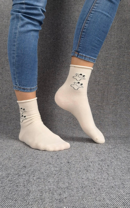 Paire de chaussettes blanches en coton à motifs deux petits chiens noirs Le Petit Placard