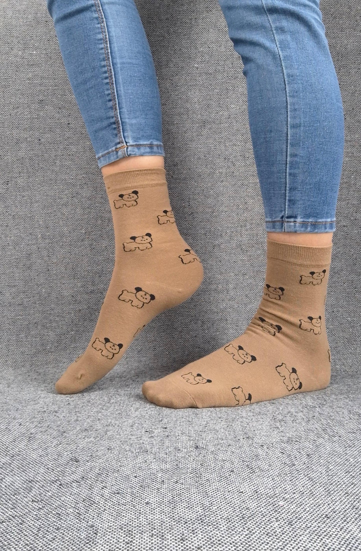 Paire de chaussettes marrons en coton à motifs chiens noirs Le Petit Placard