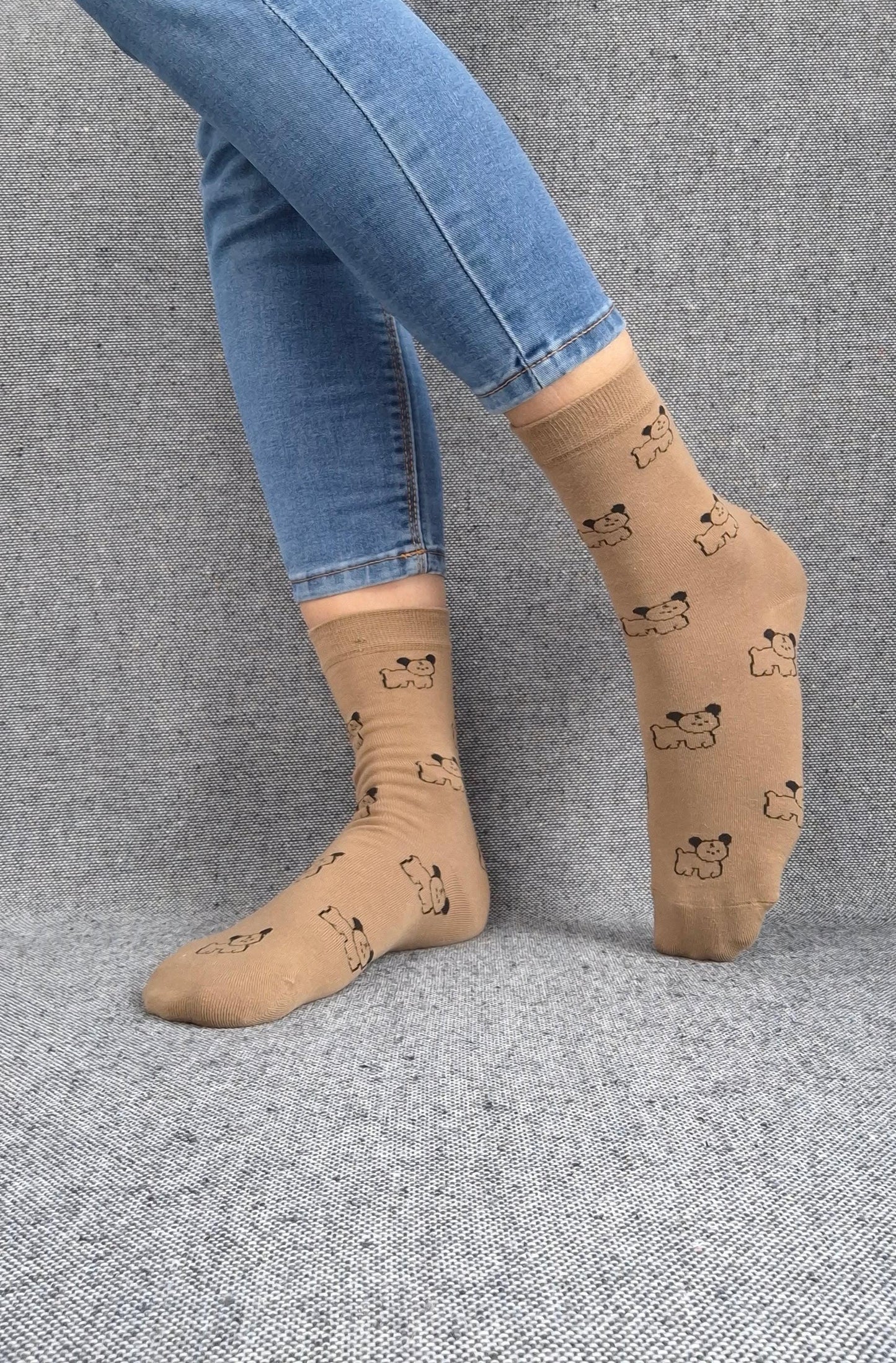 Paire de chaussettes marrons en coton à motifs chiens noirs Le Petit Placard