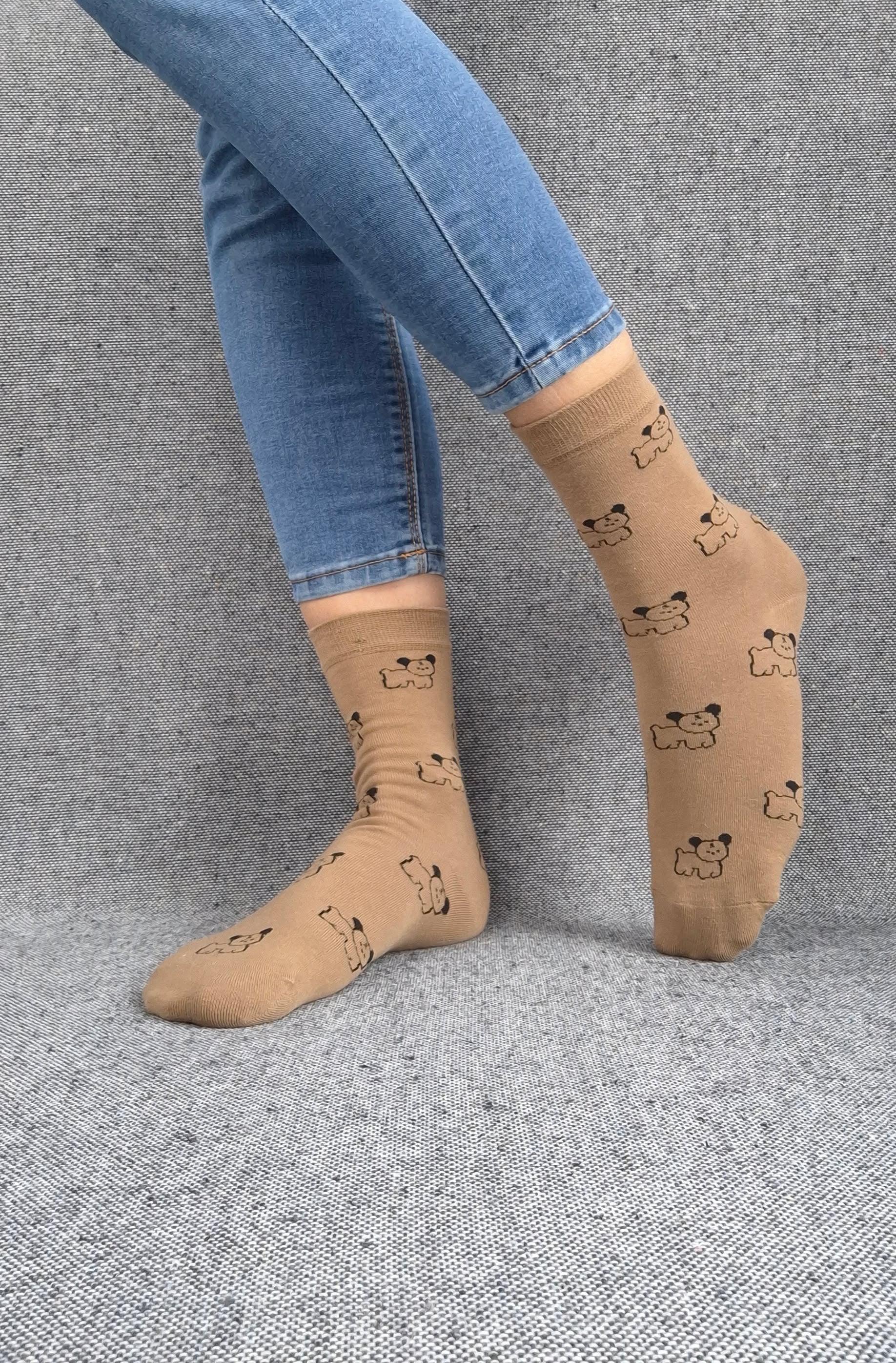 Paire de chaussettes marrons en coton à motifs chiens noirs Le Petit Placard