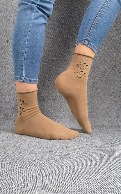 Paire de chaussettes marrons en coton à motifs deux petits chiens noirs Le Petit Placard