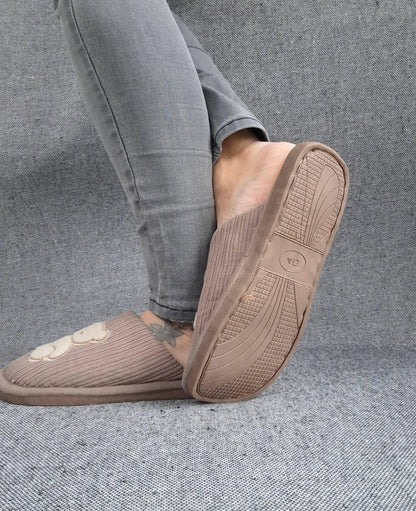 Chaussons fourrés marron en tissu avec motif ours Le Petit Placard