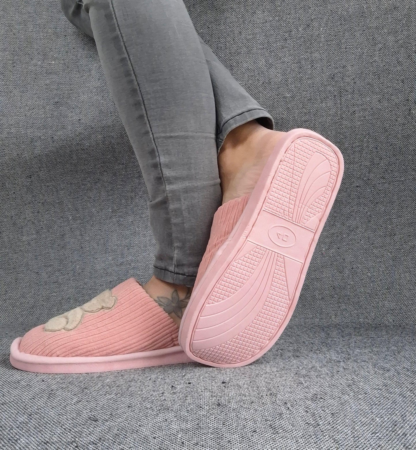 Chaussons fourrés rose en tissu avec motif ours Le Petit Placard