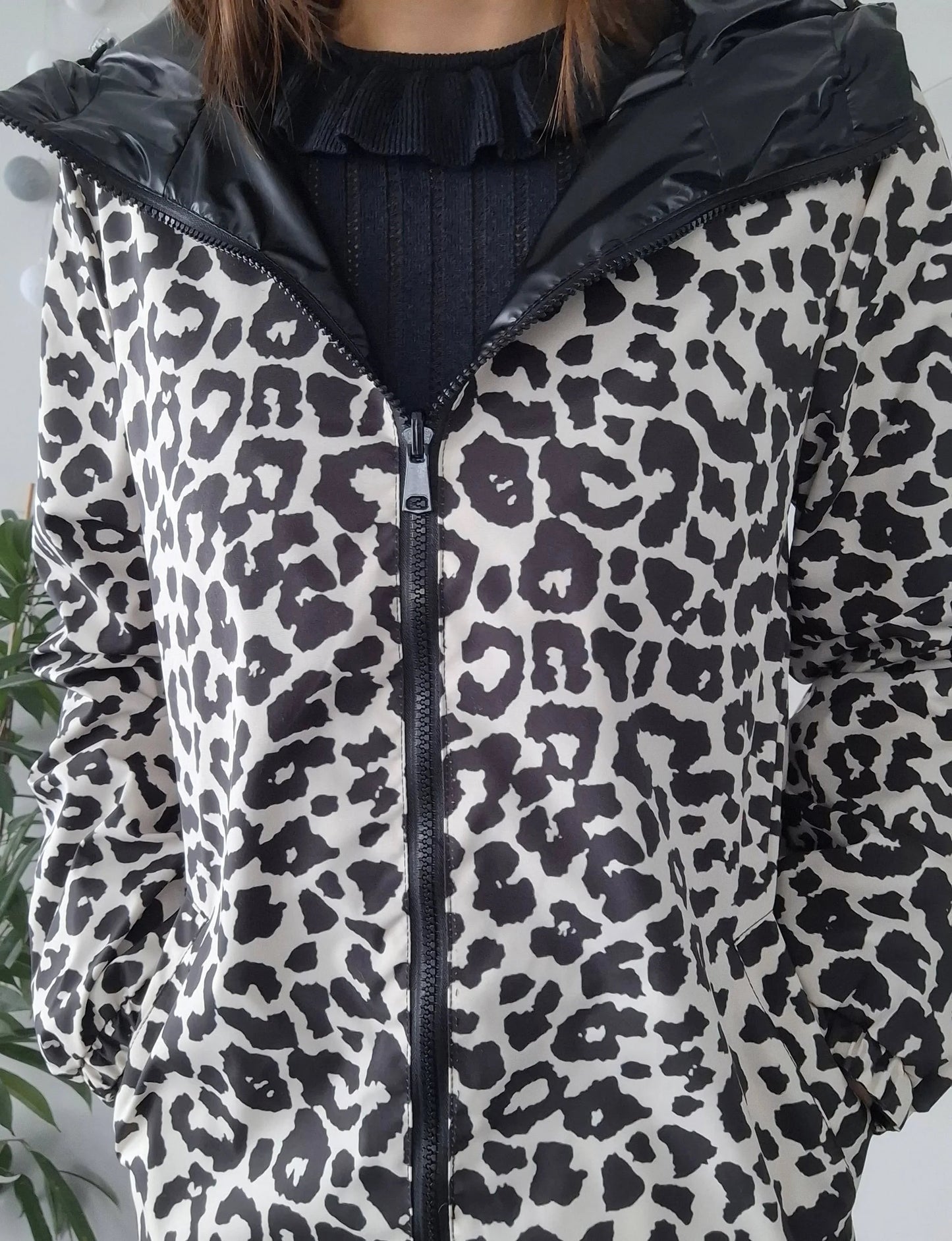 Attrait Paris - Manteau long sans ouate imperméable noir réversible avec motif léopard avec capuche Le Petit Placard