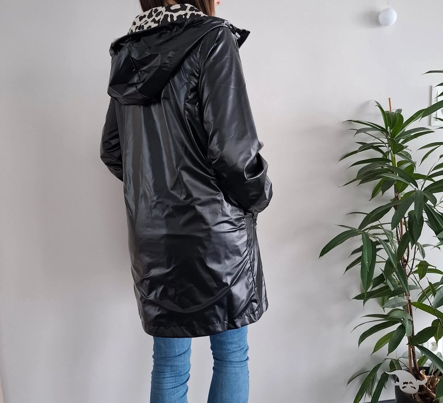 Attrait Paris - Manteau long sans ouate imperméable noir réversible avec motif léopard avec capuche Le Petit Placard
