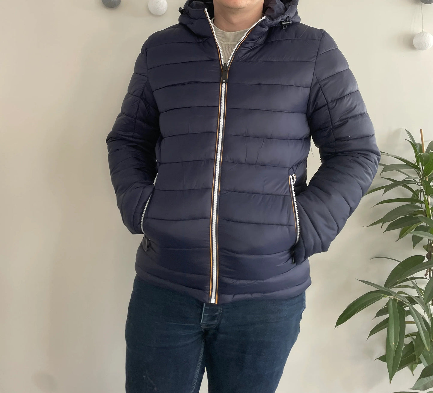 Doudoune à capuche HOMME courte imperméable et réversible matelassé bleu marine Le Petit Placard