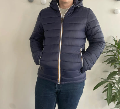 Doudoune à capuche HOMME courte imperméable et réversible matelassé bleu marine Le Petit Placard