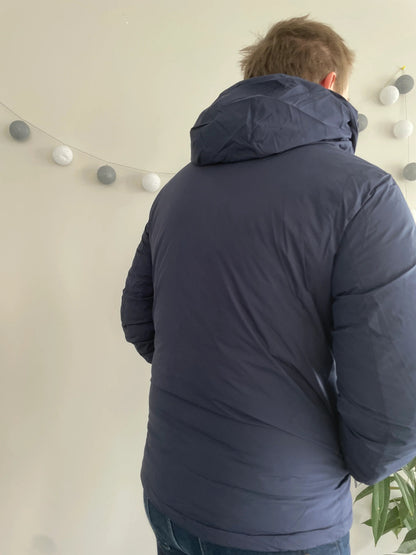 Doudoune à capuche HOMME courte imperméable et réversible matelassé bleu marine Le Petit Placard