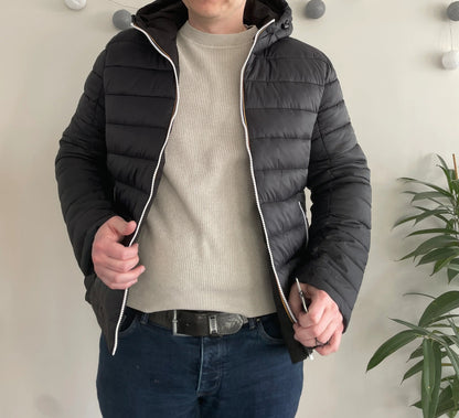 Doudoune à capuche HOMME courte imperméable et réversible matelassé noir Le Petit Placard