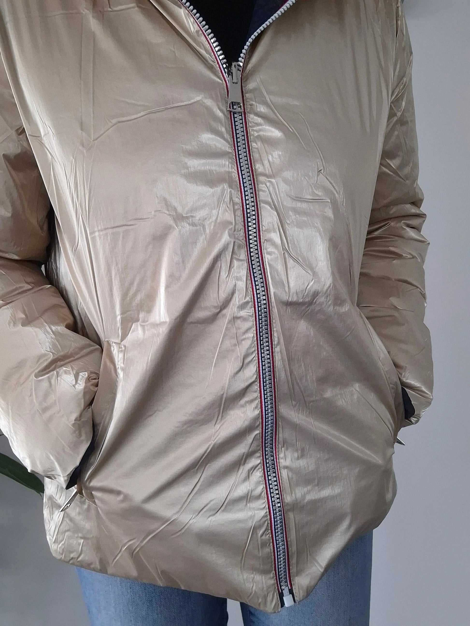 Doudoune manteau imperméable court réversible matelassé bleu marine doré Le Petit Placard