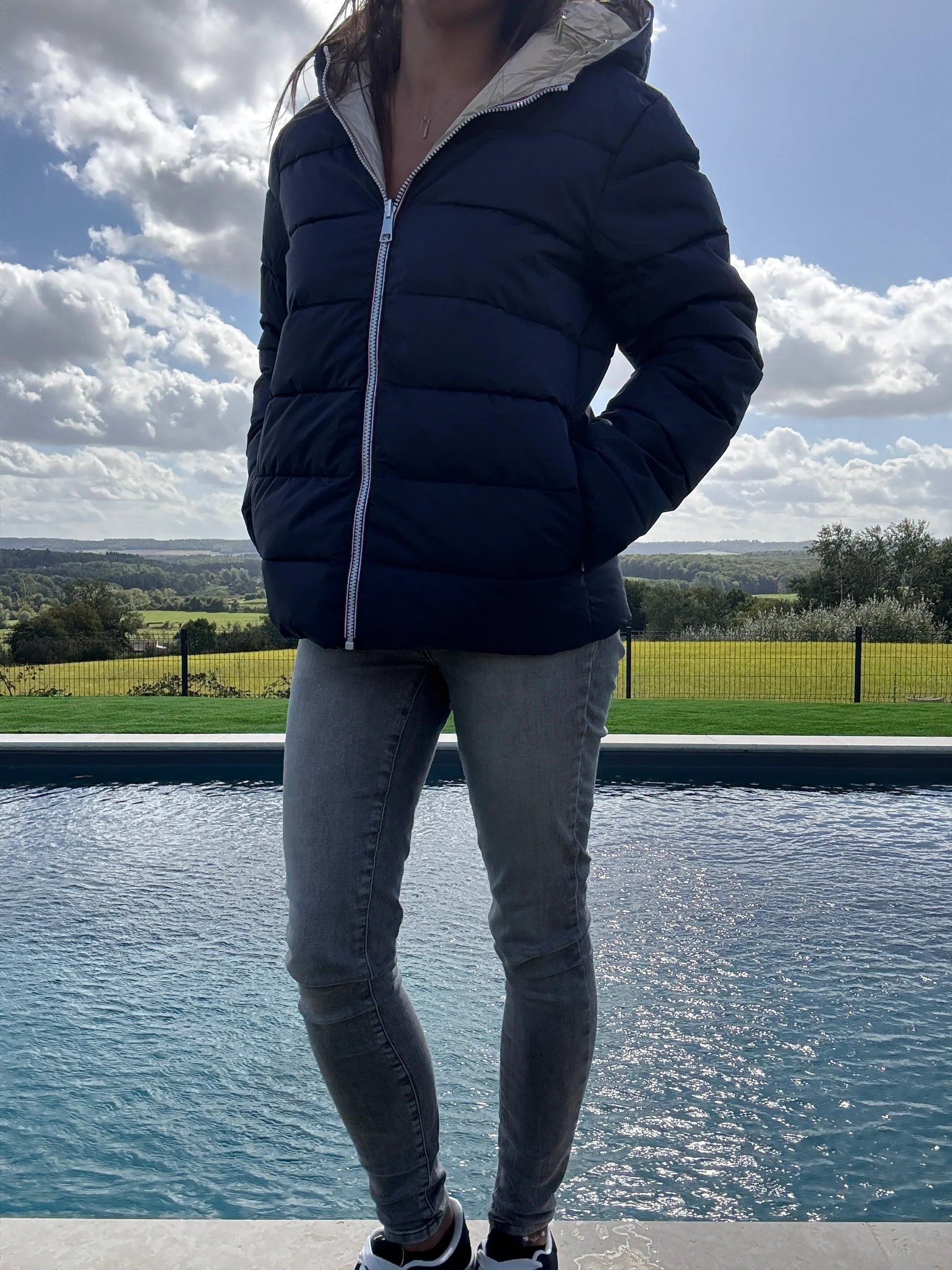 Doudoune manteau imperméable court réversible matelassé bleu marine doré Le Petit Placard