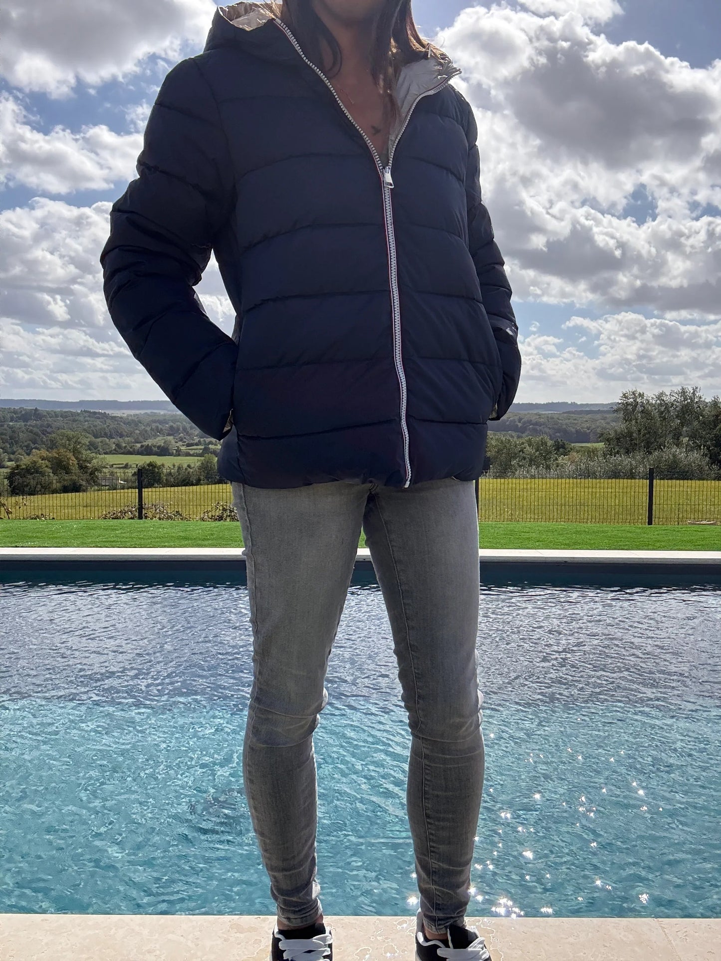 Doudoune manteau imperméable court réversible matelassé bleu marine doré Le Petit Placard