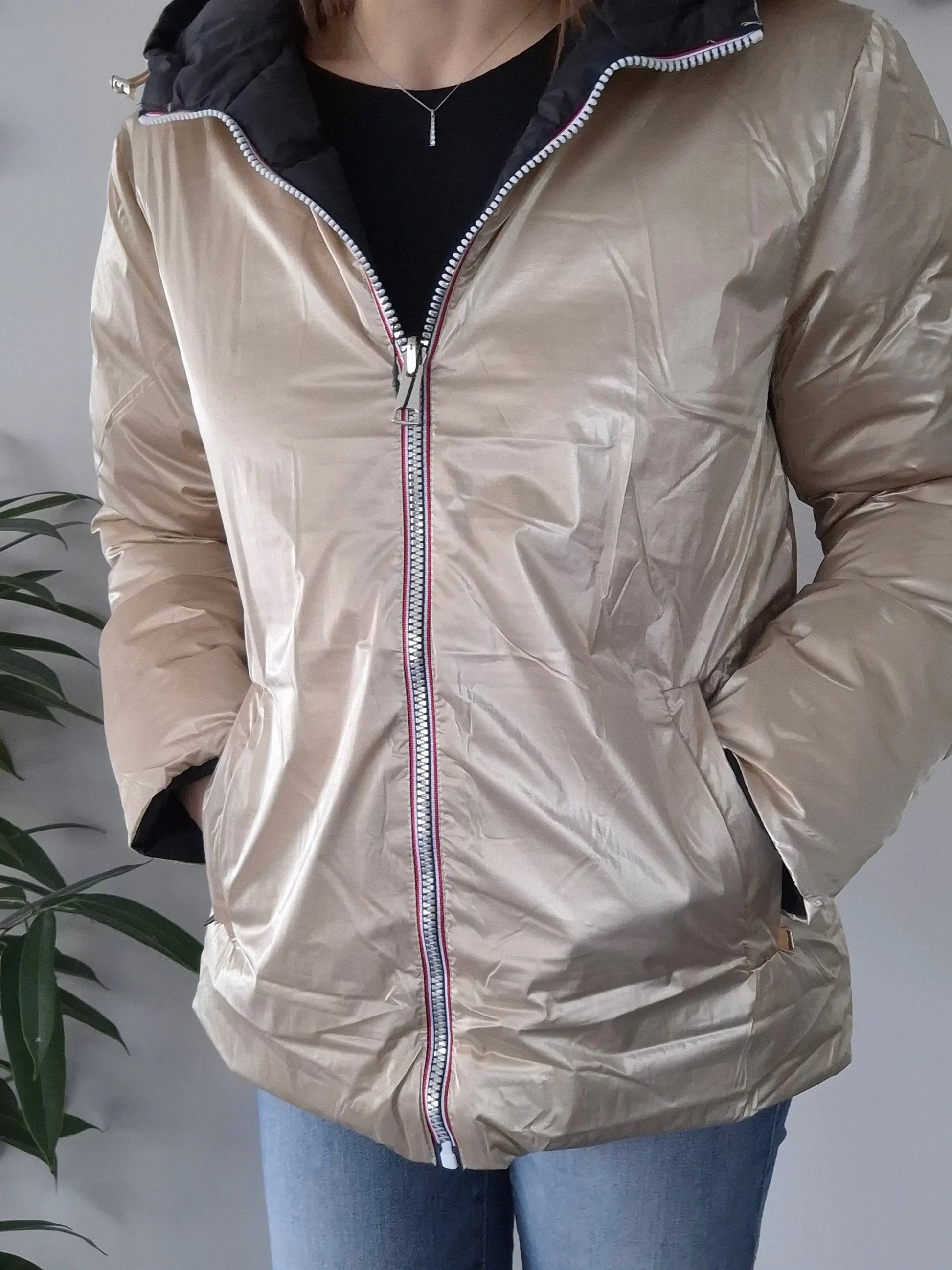 Doudoune manteau imperméable court réversible matelassé noir doré Le Petit Placard