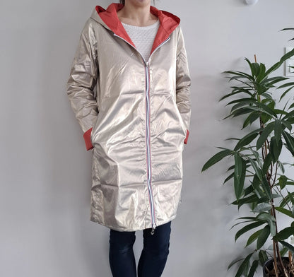 Laura Jo - Imperméable réversible long sans garnissage ouate couleur corail/doré Le Petit Placard