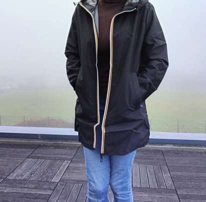 Melya Melody - Manteau mi long sous les fesses léger imperméable sans doublure noir Le Petit Placard