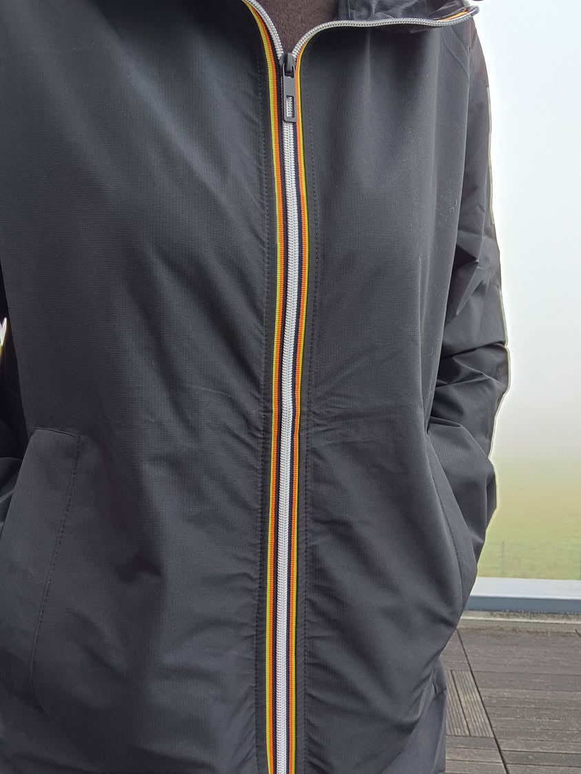 Melya Melody - Manteau mi long sous les fesses léger imperméable sans doublure noir Le Petit Placard