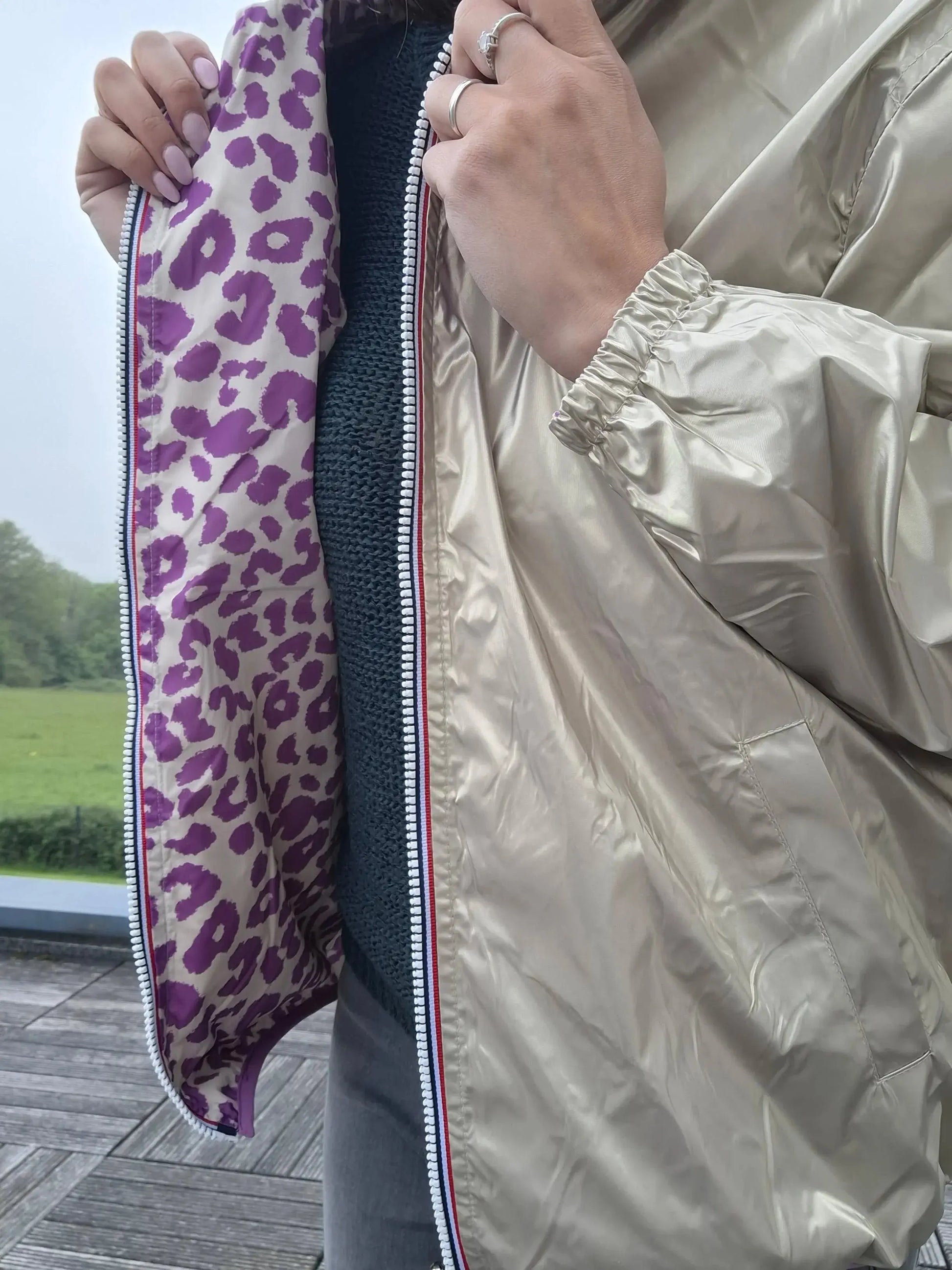 Escandelle - Parka imperméable courte Léopard violet réversible doré Le Petit Placard