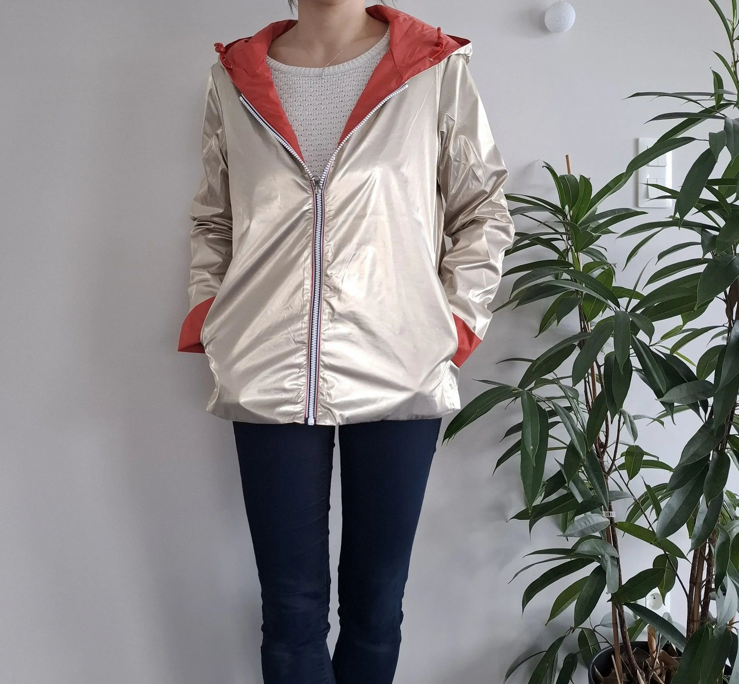 Laura Jo - Imperméable réversible court sans garnissage ouate couleur corail/doré Le Petit Placard