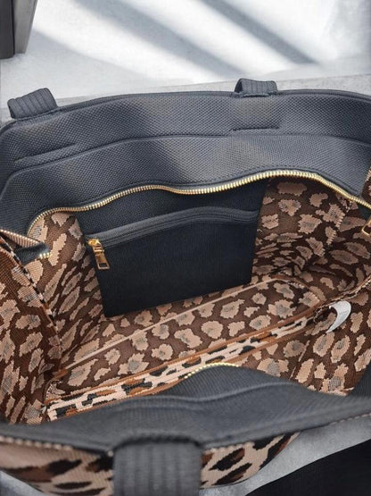 Sac à main type tote bag effet toile de jute motif léopard camel Le Petit Placard