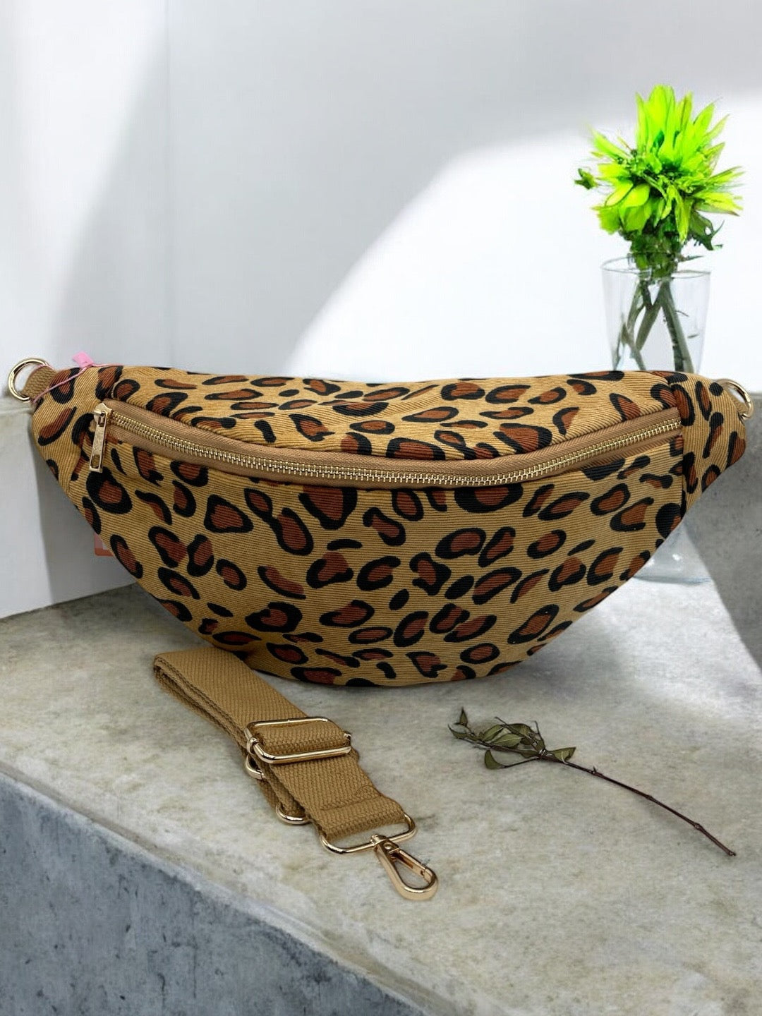 Sac banane coton épais toucher doux imprimé léopard camel avec bandoulière dorée réglable