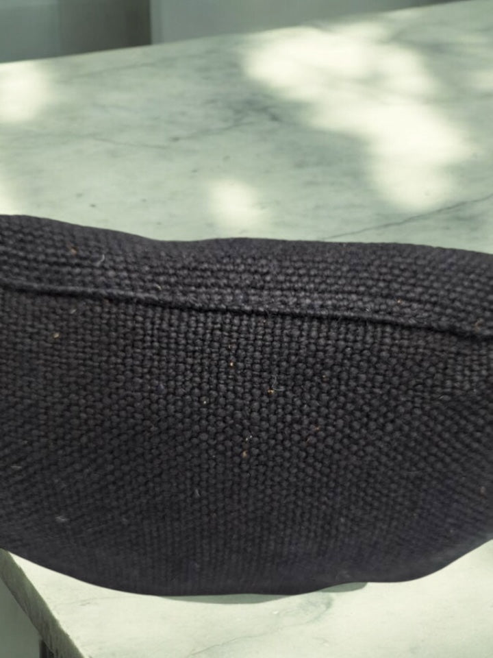 Sac banane en jute noir 1 poche doubles curseurs Le Petit Placard