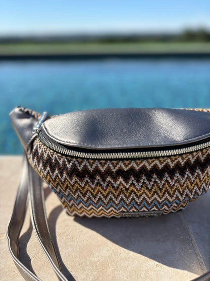 Trendy zigzag pattern fanny pack by a pool, Le Petit Placard accessories collection