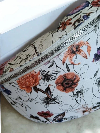 Floral print fanny pack with zipper, trendy accessory at Le Petit Placard