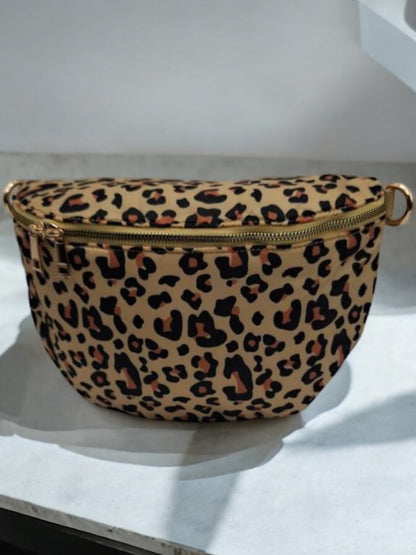 Sac banane tissu doux imprimé léopard 2 curseurs Le Petit Placard