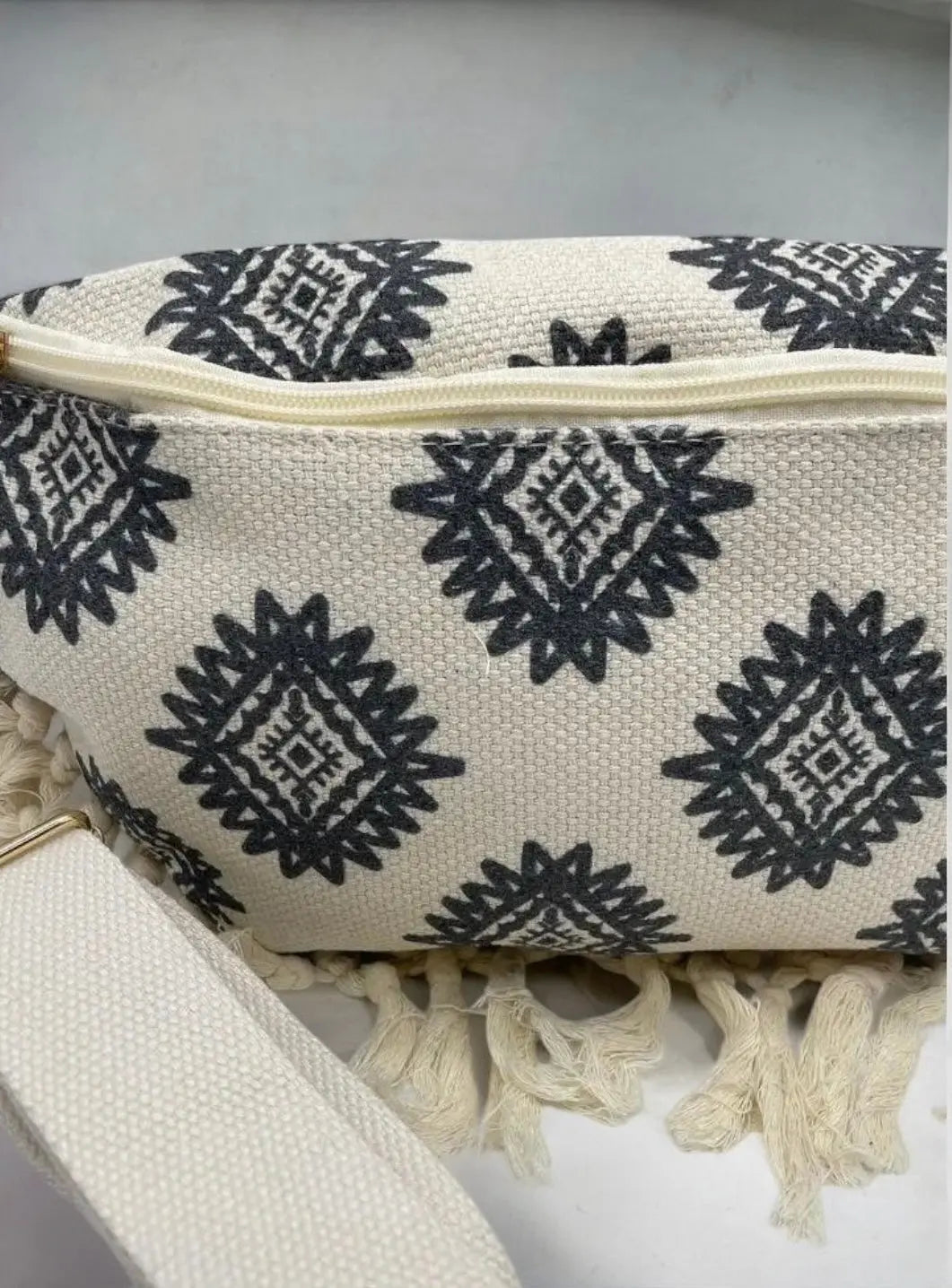 Sac Banane XL Bandoulière textile style Bohème noir et beige Le Petit Placard