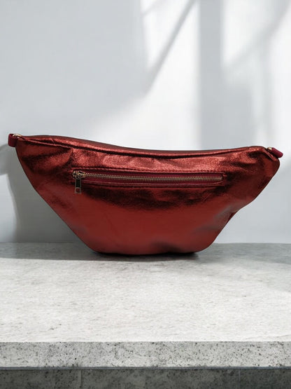 Sac banane XL simili cuir rouge bordeaux irisé mousquetons dorés Le Petit Placard